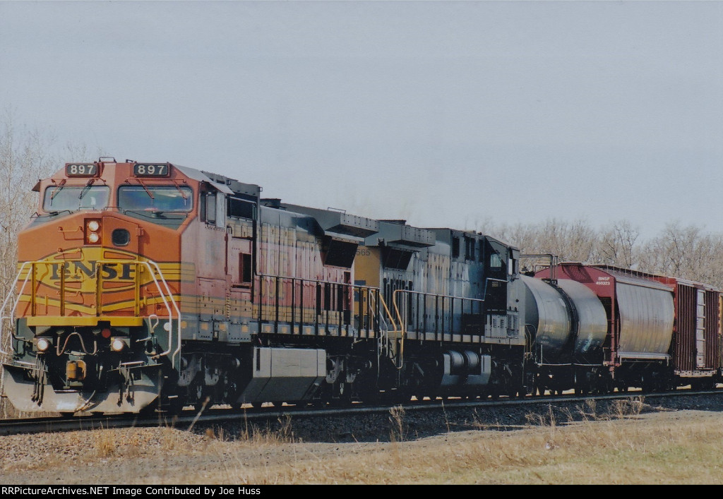 BNSF 897 East